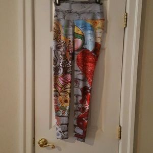 Rare Noli Elephant print leggings